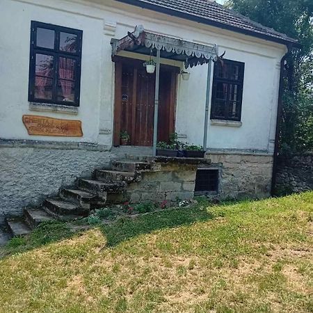 Country House Pivnica Milic Rogljevo Apartment Ngoại thất bức ảnh